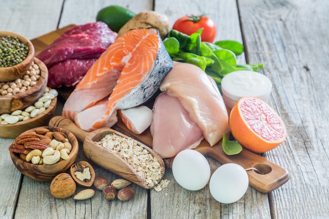 Alternating protein and carbohydrate foods for weight loss