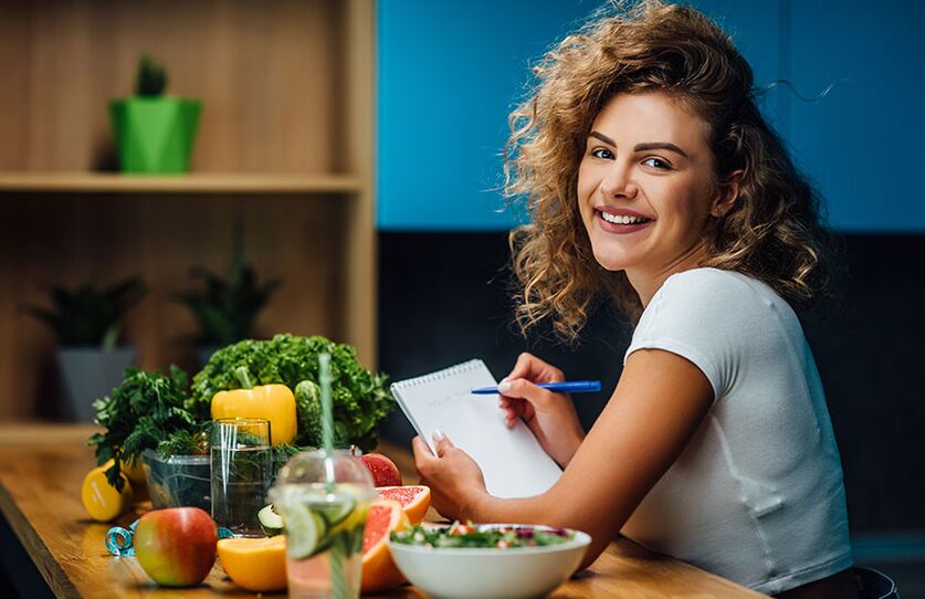 Positive attitude of a girl on a diet